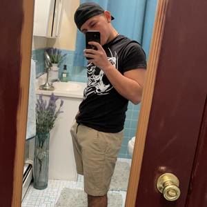 Meet your Posher, Luis miguel